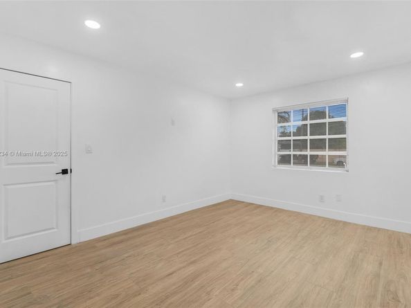 4020 N 67th Ave, Hollywood FL 33024