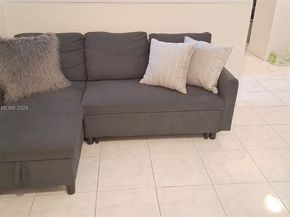 323 Washington Ave 1, Miami Beach FL 33139