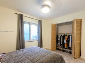 323 Washington Ave 1, Miami Beach FL 33139