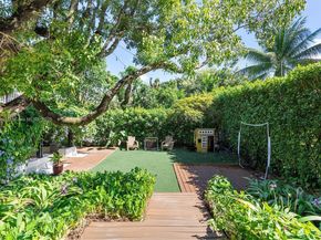 652 NE 105th St, Miami Shores FL 33138