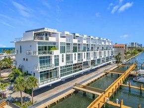 2890 N Ocean Dr, Hollywood FL 33019