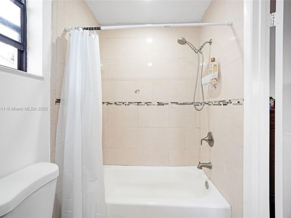 16320 SW 113th Ave, Miami FL 33157