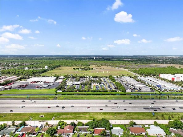 16320 SW 113th Ave, Miami FL 33157