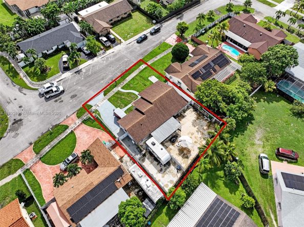 16320 SW 113th Ave, Miami FL 33157