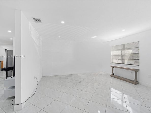 16320 SW 113th Ave, Miami FL 33157