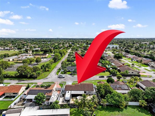 16320 SW 113th Ave, Miami FL 33157