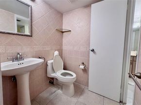 3475 N Country Club Dr 610, Aventura FL 33180