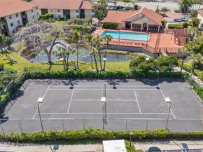 5761 Riverside Dr 304B4, Coral Springs FL 33067