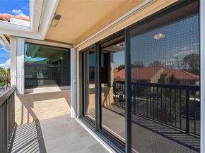 5761 Riverside Dr 304B4, Coral Springs FL 33067