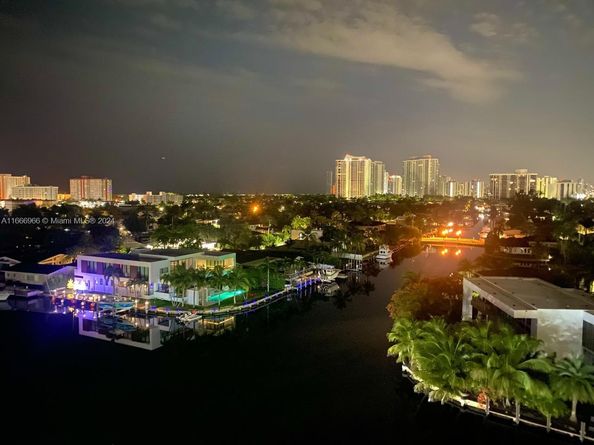 401 Golden Isles Dr 908, Hallandale Beach FL 33009
