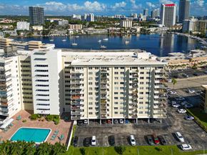 401 Golden Isles Dr 908, Hallandale Beach FL 33009