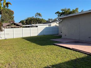7471 Simms St, Hollywood FL 33024