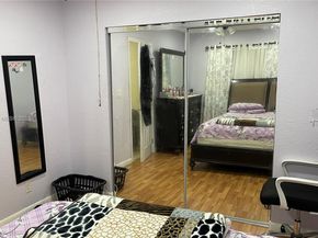 7471 Simms St, Hollywood FL 33024