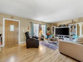 11921 SW 122nd Ave, Miami FL 33186