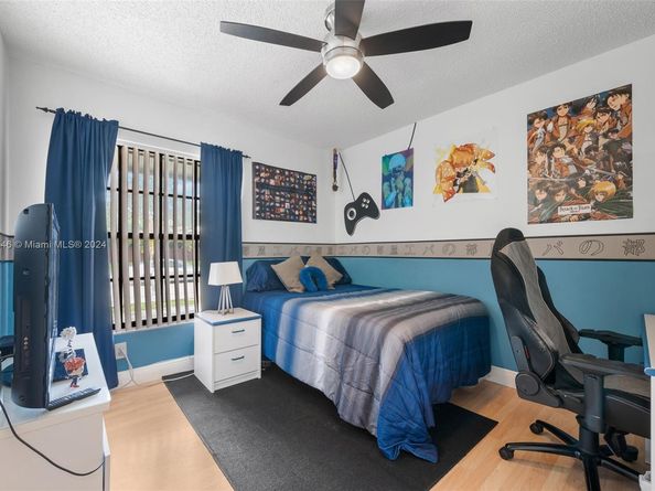 11921 SW 122nd Ave, Miami FL 33186