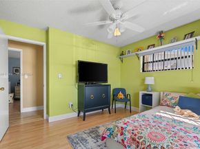 11921 SW 122nd Ave, Miami FL 33186