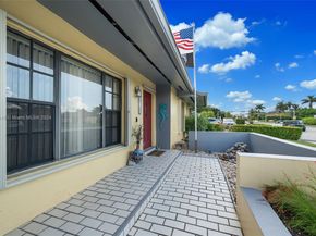 11921 SW 122nd Ave, Miami FL 33186