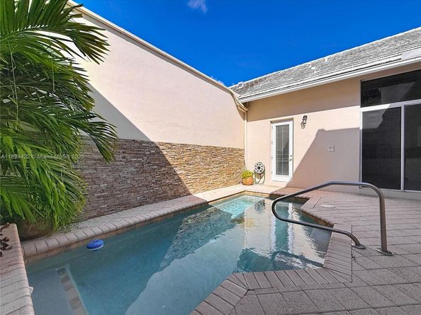 17330 Bermuda Village Dr, Boca Raton FL 33487