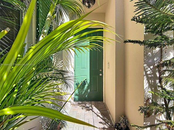 17330 Bermuda Village Dr, Boca Raton FL 33487