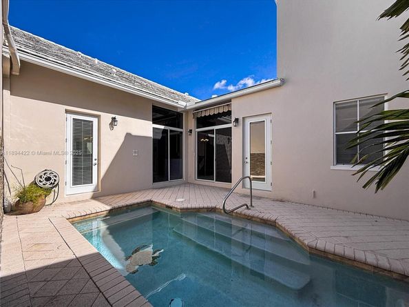 17330 Bermuda Village Dr, Boca Raton FL 33487