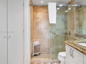 465 Ocean Dr 824, Miami Beach FL 33139