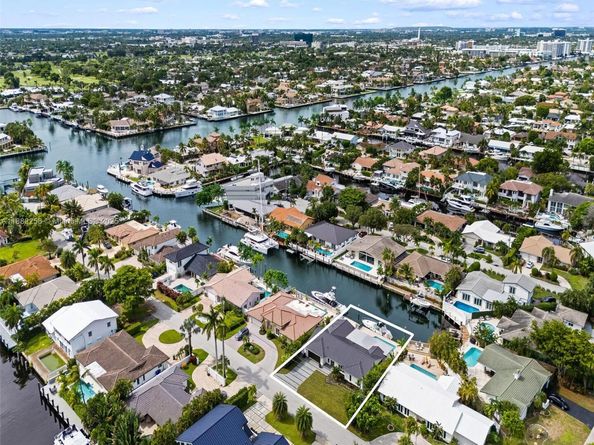 3341 NE 38th St, Fort Lauderdale FL 33308