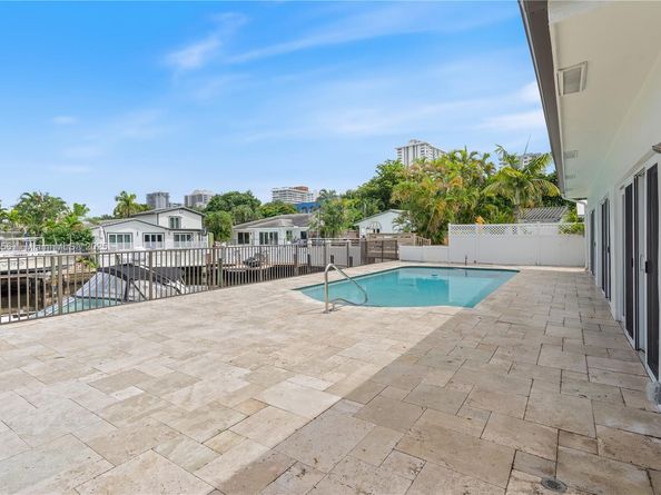 3341 NE 38th St, Fort Lauderdale FL 33308
