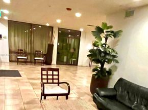 6900 Bay Dr 9C, Miami Beach FL 33141