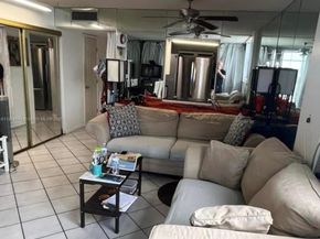 6900 Bay Dr 9C, Miami Beach FL 33141