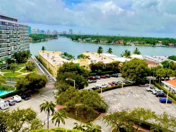 6900 Bay Dr 9C, Miami Beach FL 33141