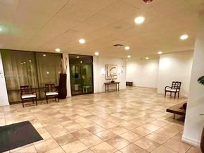 6900 Bay Dr 9C, Miami Beach FL 33141