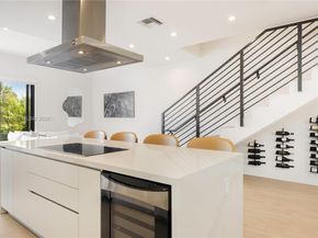 3067 SW 21st Ter 3067, Miami FL 33145