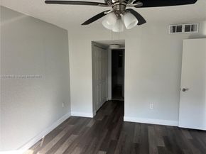4235 N University Dr 312, Sunrise FL 33351
