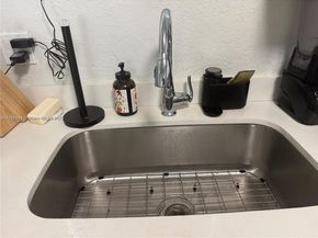 4235 N University Dr 312, Sunrise FL 33351