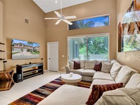 5668 NW 127th Ter, Coral Springs FL 33076