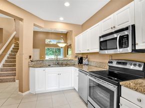 5668 NW 127th Ter, Coral Springs FL 33076