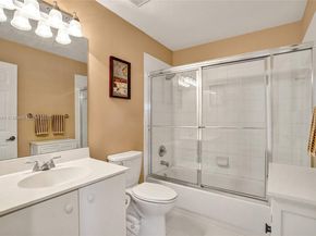 5668 NW 127th Ter, Coral Springs FL 33076
