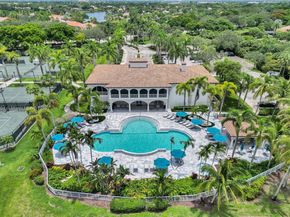 5668 NW 127th Ter, Coral Springs FL 33076