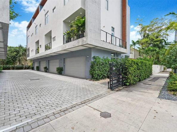 2926 Bird Avenue 1, Coconut Grove FL 33133