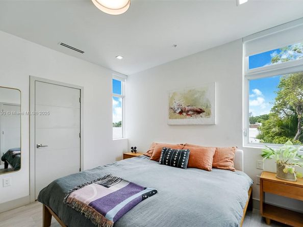 2926 Bird Avenue 1, Coconut Grove FL 33133