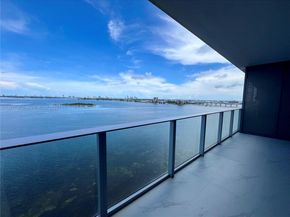 700 NE 24th St 1904, Miami FL 33137