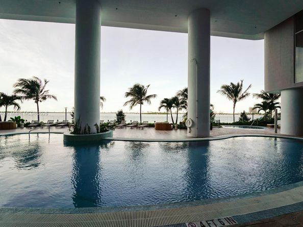 700 NE 24th St 1904, Miami FL 33137