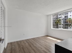 1720 NW N River Dr 308, Miami FL 33125