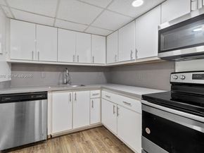 1720 NW N River Dr 308, Miami FL 33125