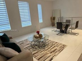 9165 NW 33rd St, Doral FL 33172