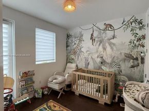 9165 NW 33rd St, Doral FL 33172