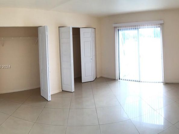 4132 SW 61st Ave 3, Davie FL 33314