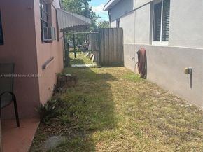 2530 Washington St, Hollywood FL 33020