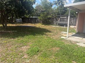 2530 Washington St, Hollywood FL 33020