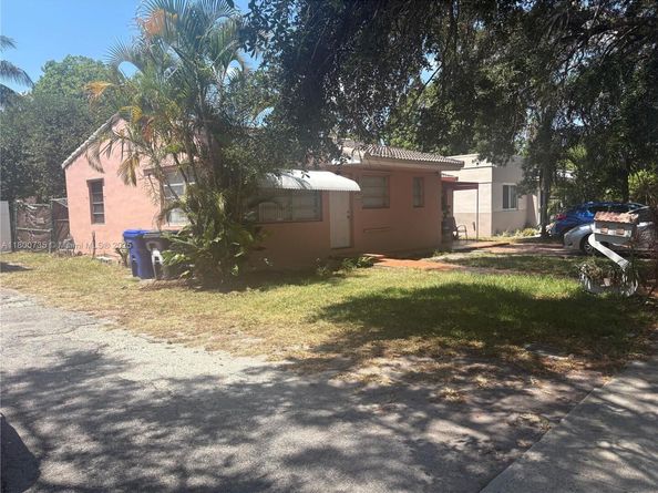 2530 Washington St, Hollywood FL 33020